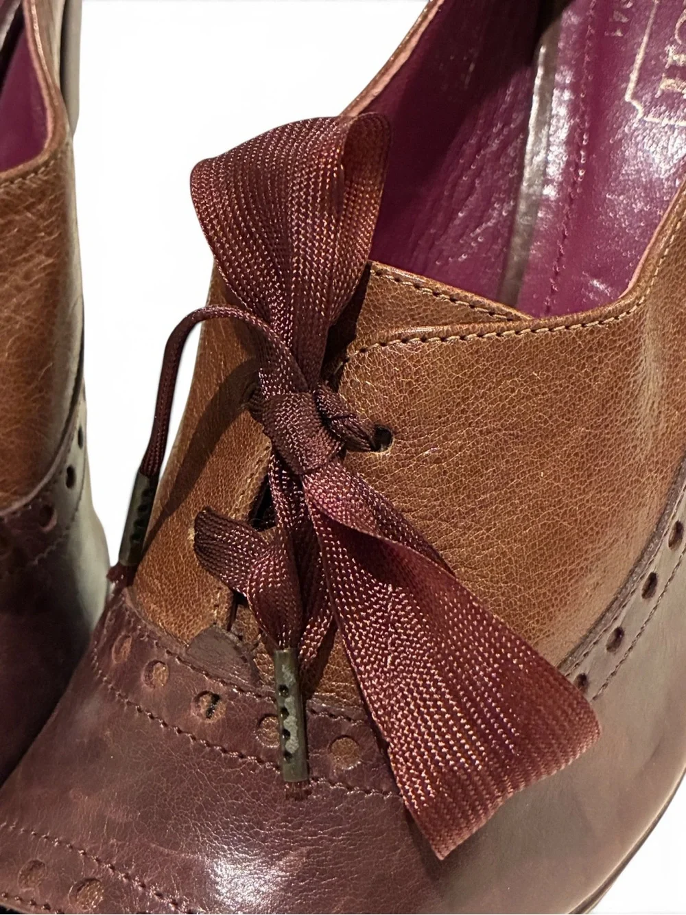 Vintage Coach Claudine leather peep toe lace front spectator heels. 7.5